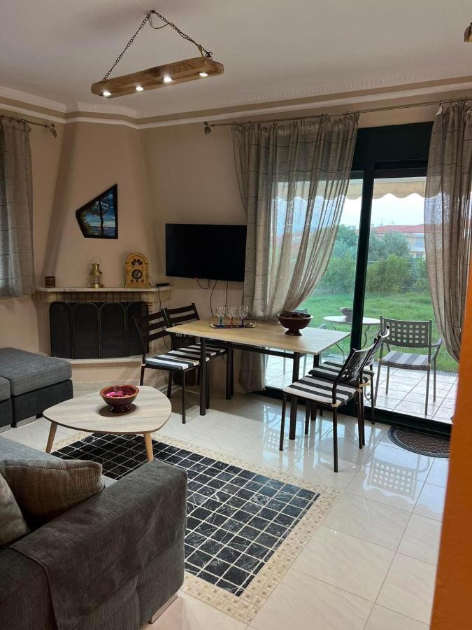 Diamantoula Apartment Nea Skioni Buitenkant foto